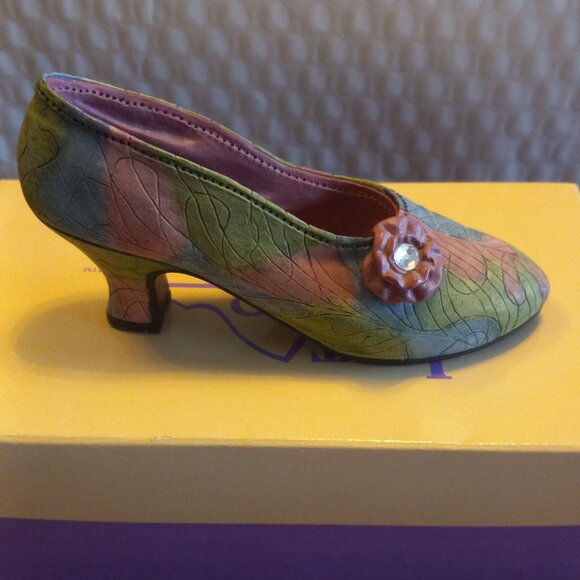 Just The Right Shoe  By Raine Rose Court Shoe  Mini Figurine 25009 - Picture 6 of 9